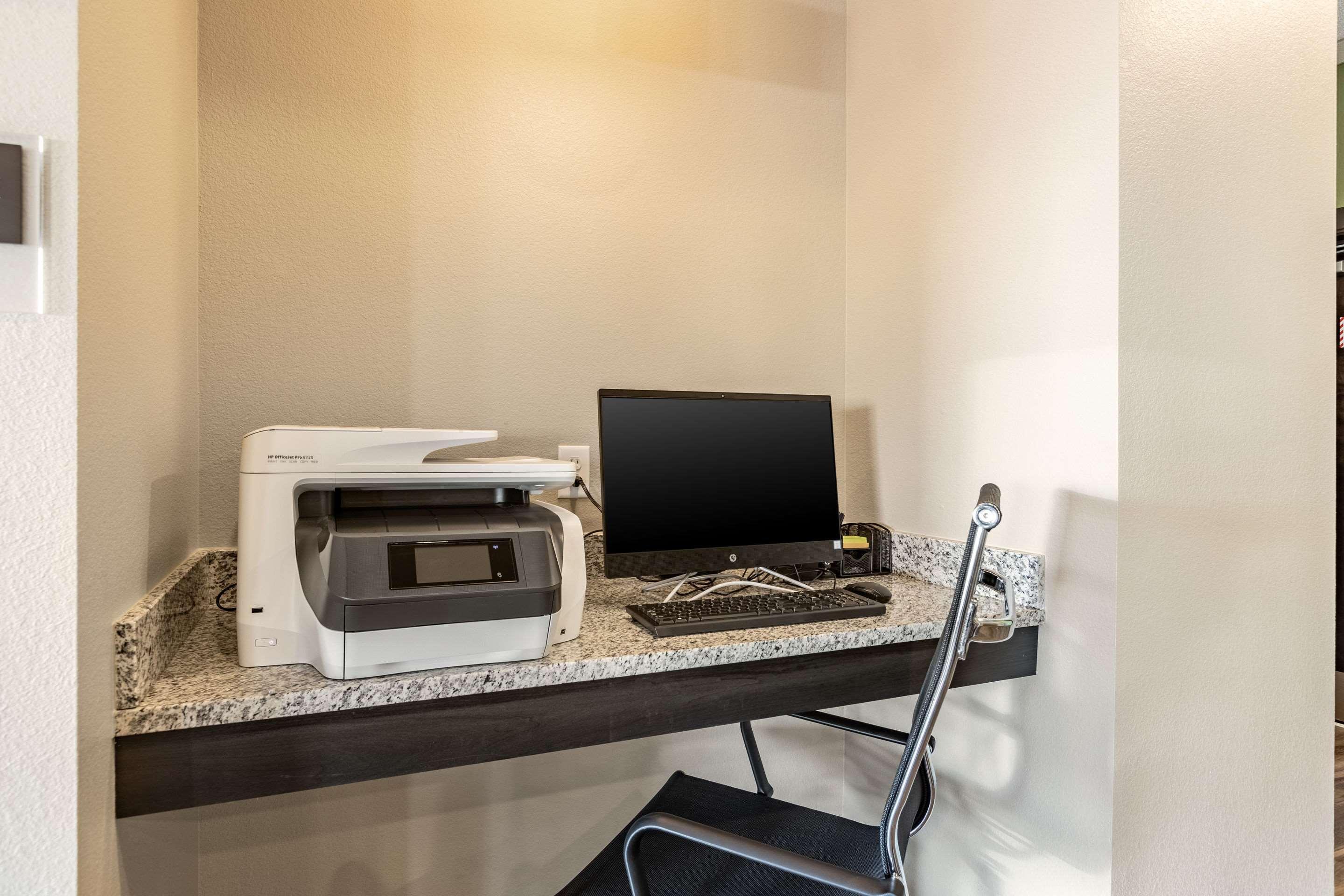 מילסבורג Sleep Inn & Suites Mt Hope Near Auction & Event Center מראה חיצוני תמונה